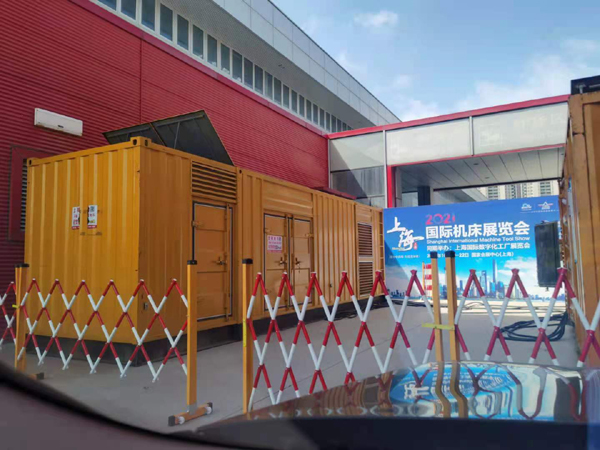 始兴出租发电机-柴油发电机和汽油发电机哪个更好一些？