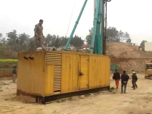 始兴如何判断水冷式机油散热器密封件是否需要更换？